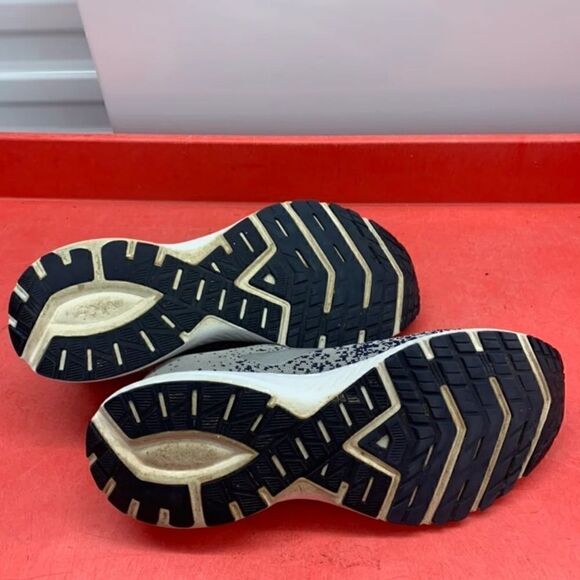 Brooks Tennis Shoes  main image 4